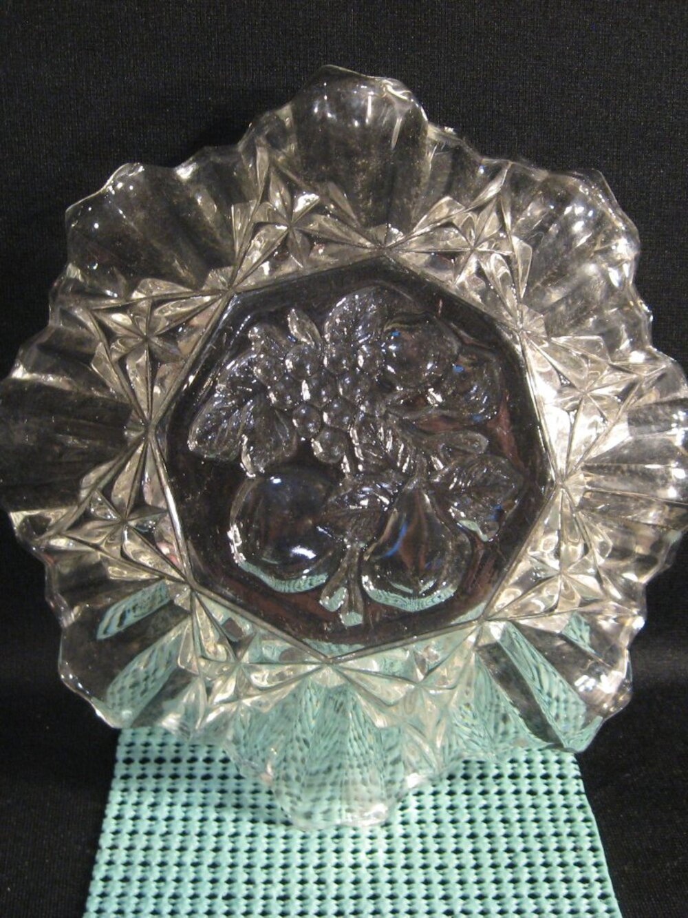 FEDERAL GLASS PIONEER ROUND CRIMPED BOWL - 1940's & 1950's